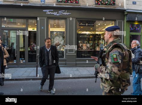 robbery in Paris france